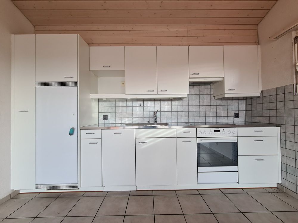 Küche komplett inkl. Kühlschrank, Ofen/Herd, Spülmaschine (Gebraucht ...
