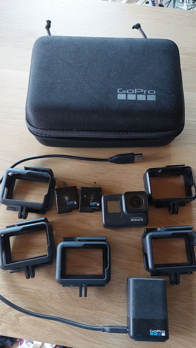 Gopro Action Cam: GoPro 7 black gebraucht – Gebraucht aus Cadenazzo von Silvano240972 2