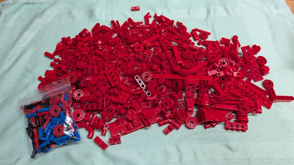 Lego Set rot 350g (Neu (gemäss Beschreibung)) in Schinznach Dorf für ...