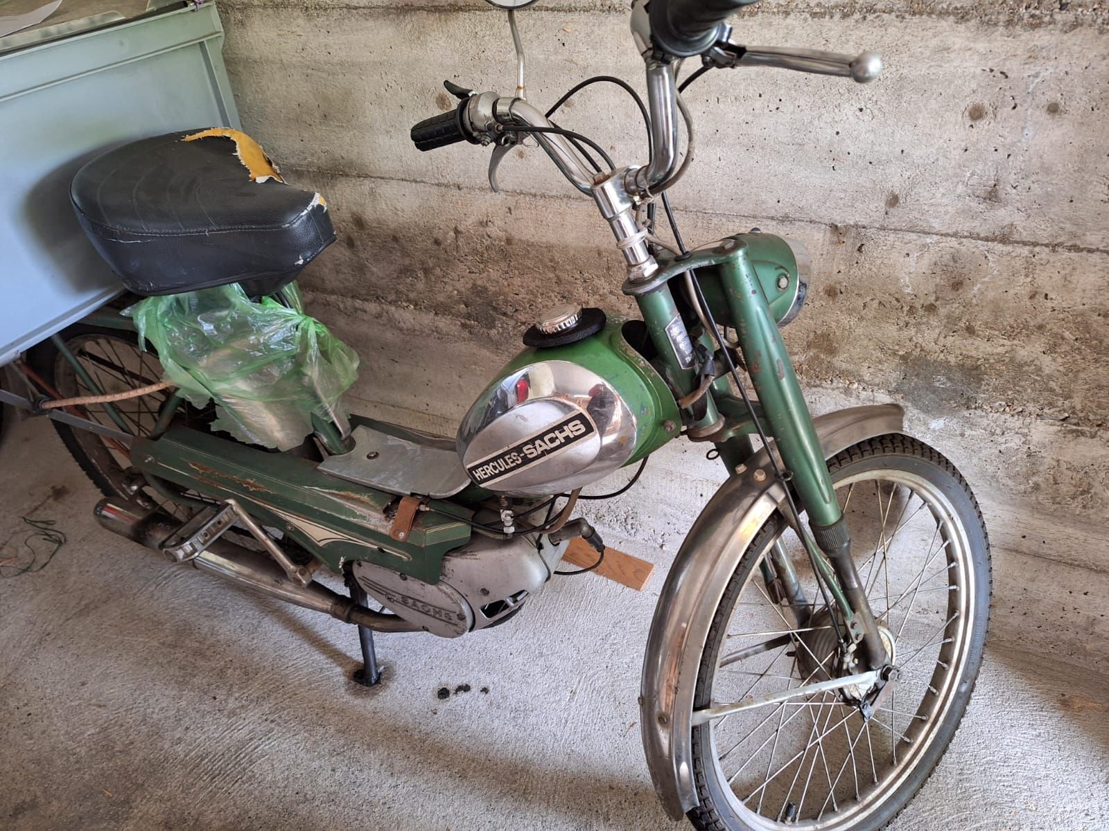 Pony Ciclomotori: Cyclomoteur Hercules Pony Junior 503 vert à restaurer – Difettoso da Mathod venduto da I3en-j
