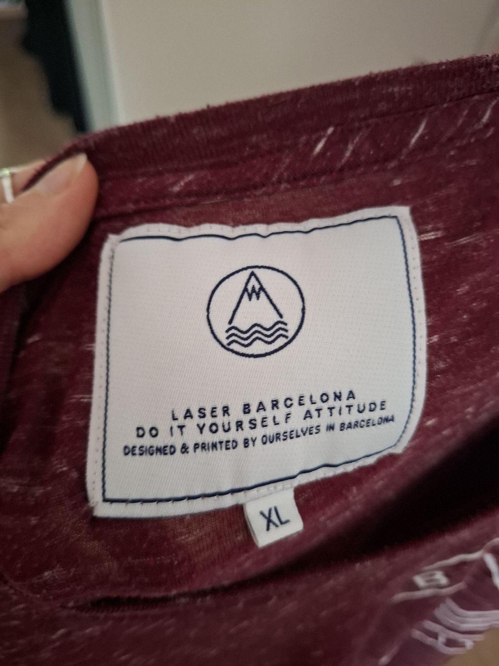 T-Shirts: Tshirt Laser Barcelona – Gebraucht aus Bern von M_F20 2