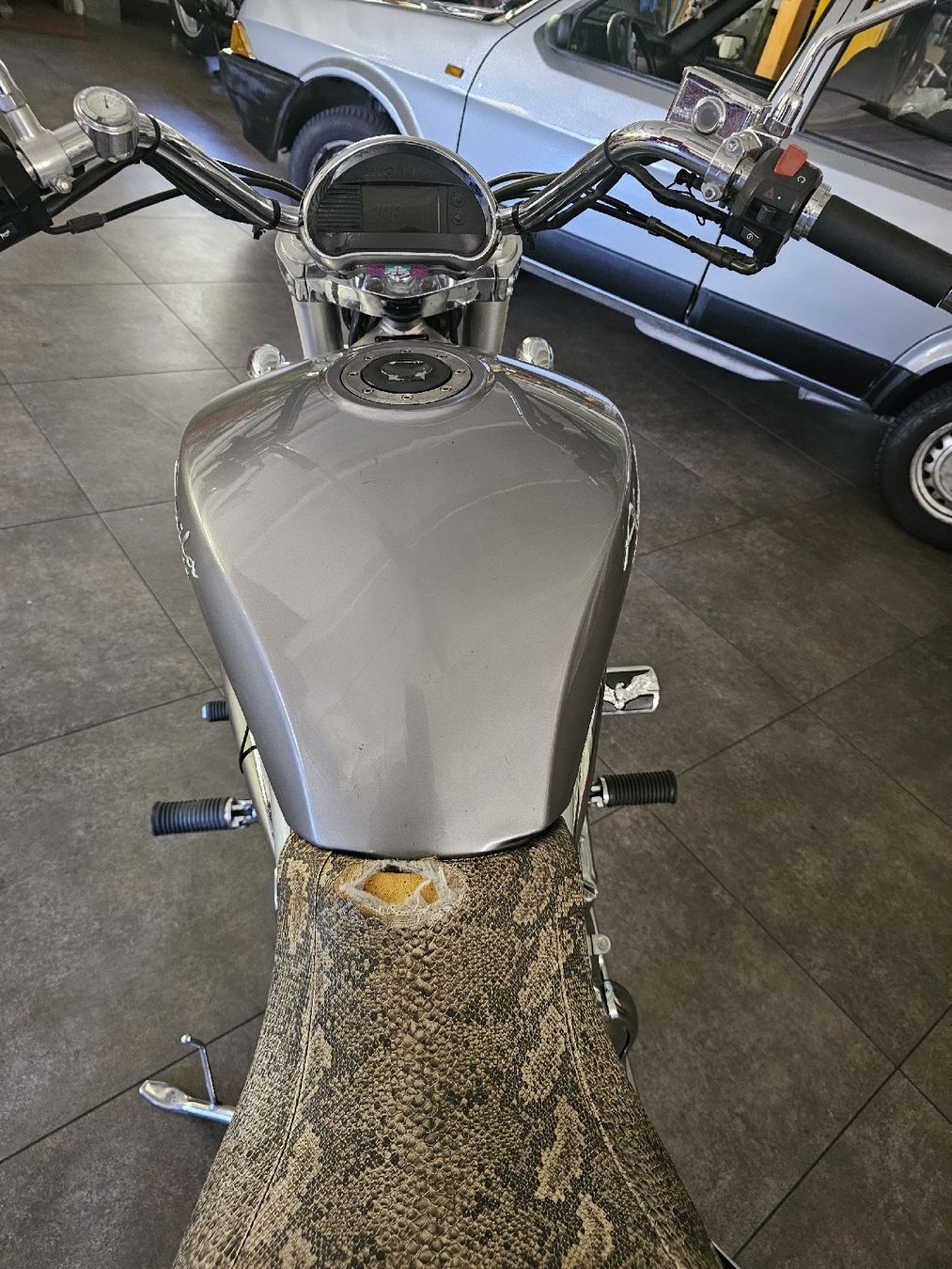 Hyosung Chopper: moto Hyousung 650 cc – Usato da Lugano venduto da mitico59 6