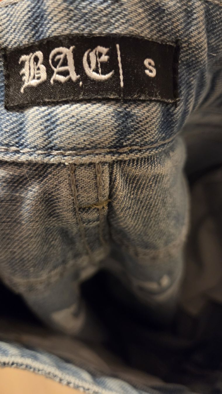 Jeans: Jean taille haute bleu clair taille S  – Neu (gemäss Beschreibung) aus Meyrin von Maribel81 2