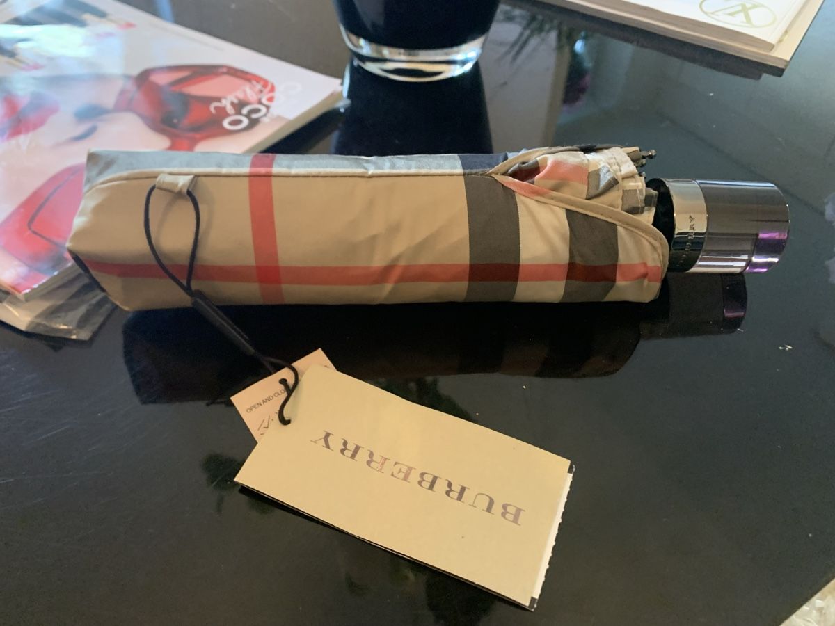 Burberry Ombrelli: Burberry vintage parapluie – Nuovo (secondo la descrizione) da Lausanne venduto da DyDy33 2