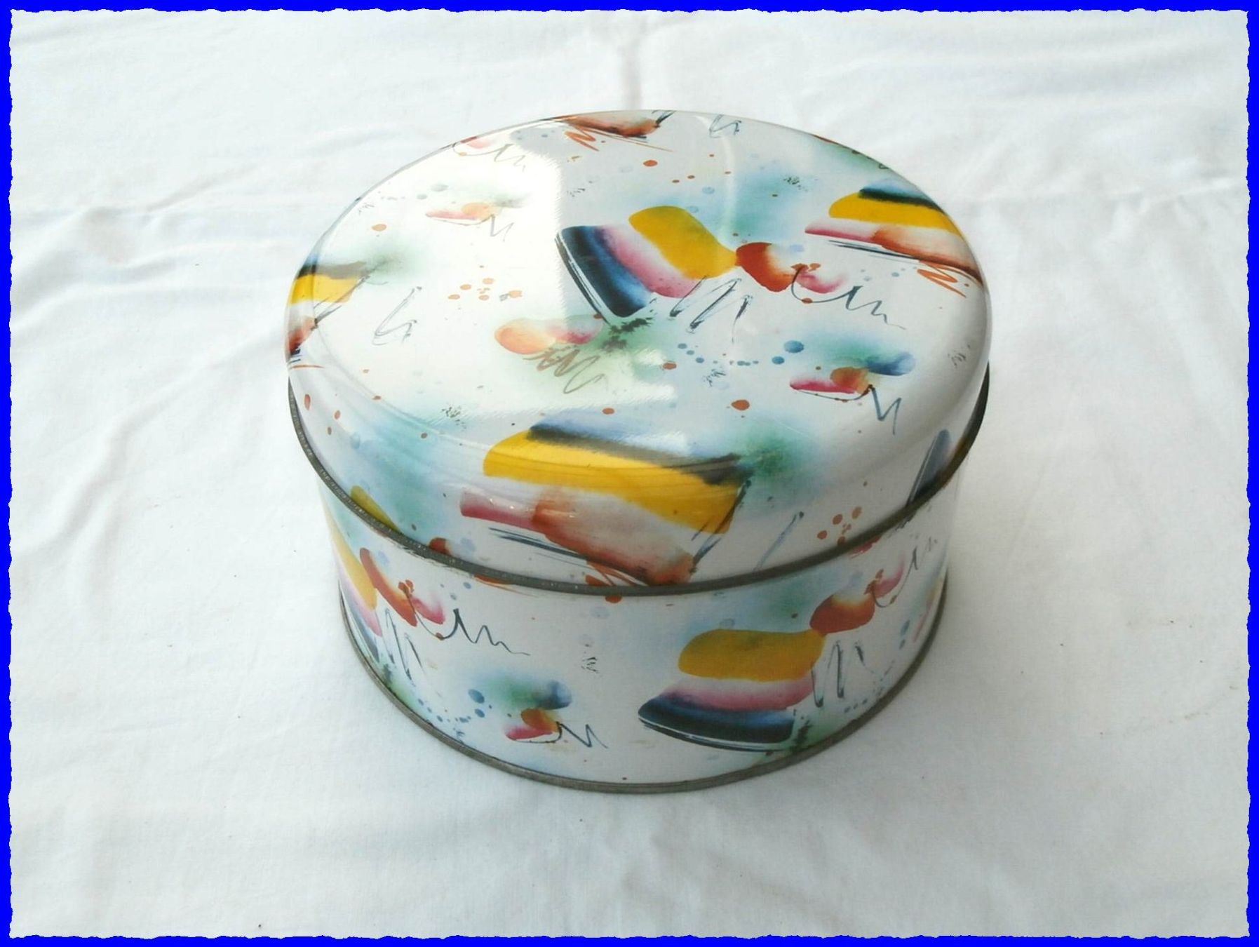 Barattoli: Alte Blechdose (Bisquitdose)  - Kunstmotiv Hoffmann - 18cm – Usato da Worblaufen venduto da Re_mo81