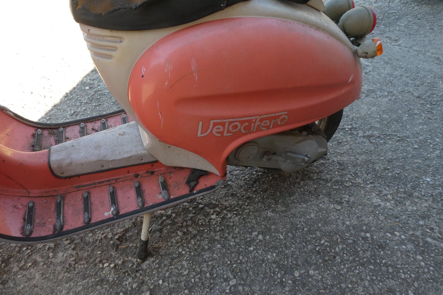 Alle Dekorationen: Moto vendu pour déco loft – Gebraucht aus Fontaines NE von monloisir 6