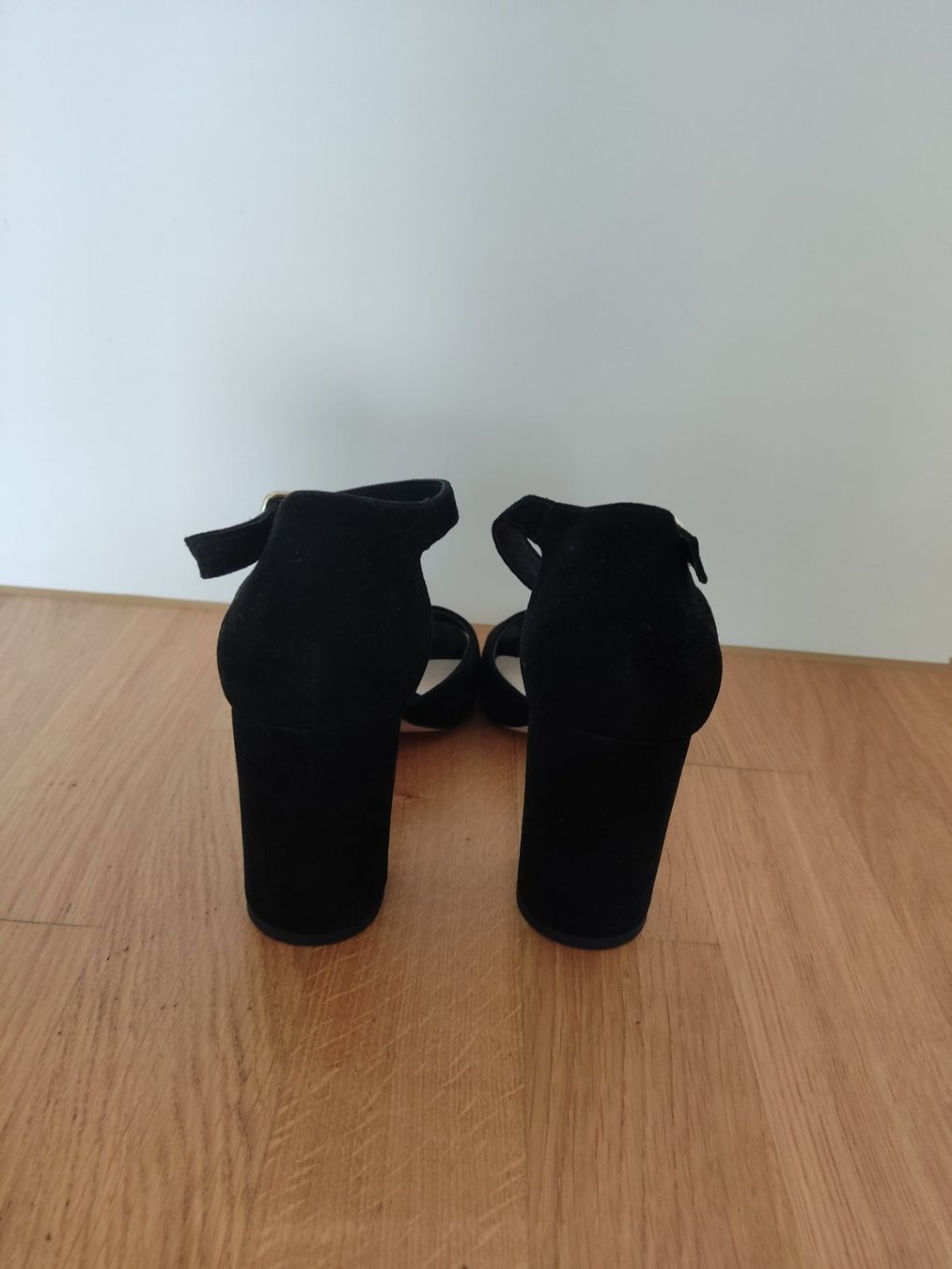 Scarpe da donna: Sandale NEU Gr 40 – Usato da Aarau venduto da Dannysahne 2