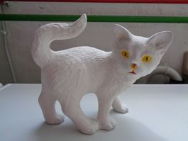 Katze aus Keramik, weiss
