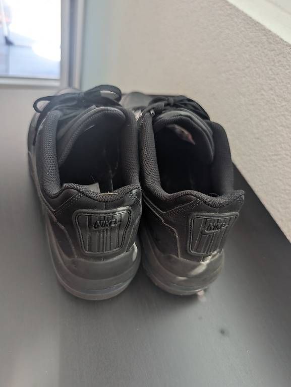 Scarpe da uomo: Air Max LTD 3 taille 44 – Usato da Morges venduto da ake_785h