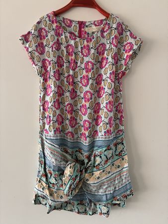 Schönes Kleid Ge. 134, Zara