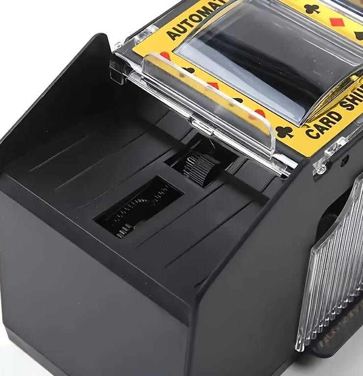 Spiele: Neues Doppel-Karten Mischgerät, Kabellos – Neu und originalverpackt aus Altenrhein von marcow313 2