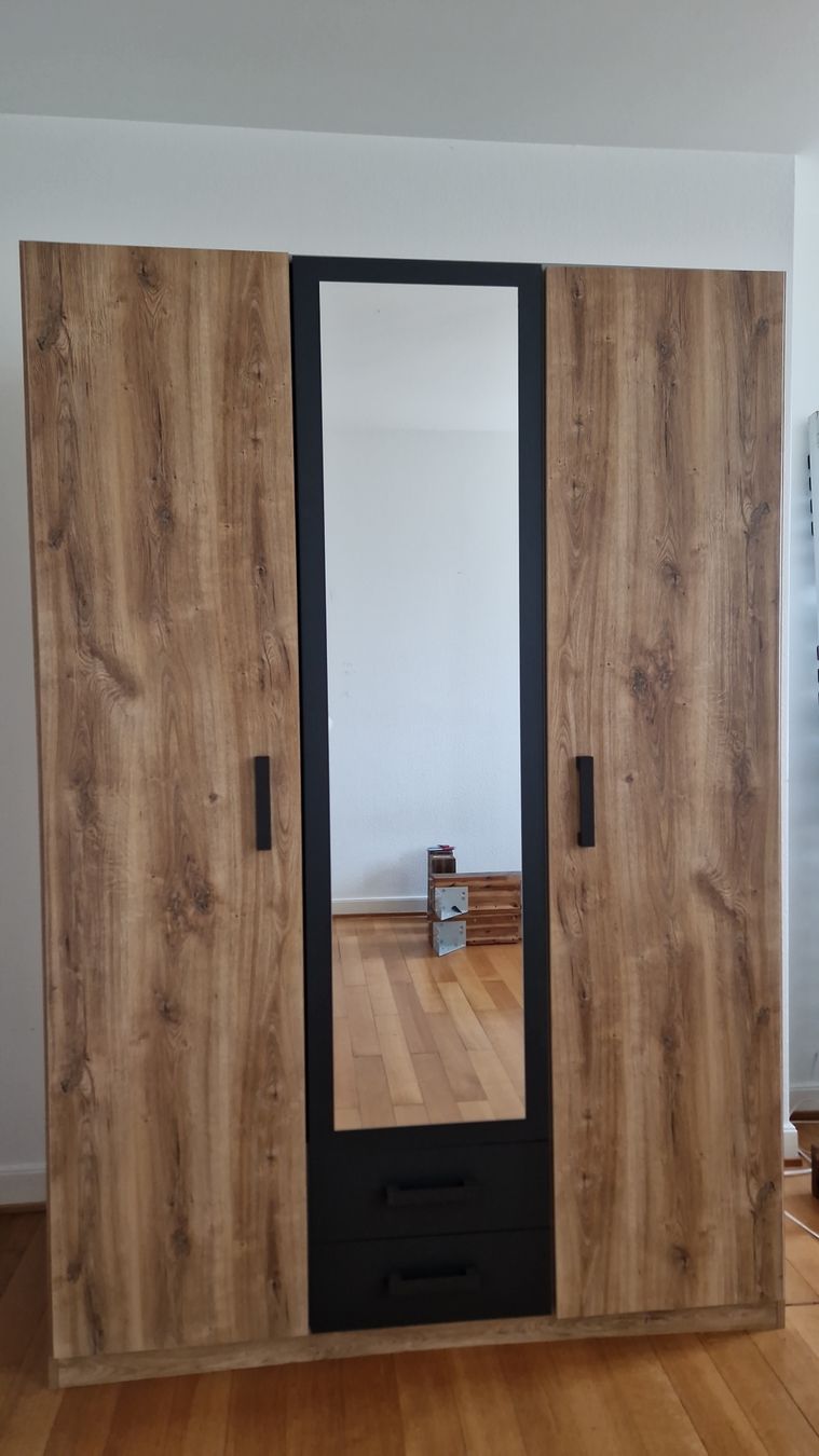Armadi: Schrank Wimex Cork von Galaxus – Usato da Zürich venduto da tob_9qms