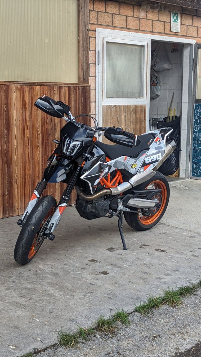 KTM Strada: Ktm 690 smc r – Usato da Uetendorf venduto da zurueckindie 4