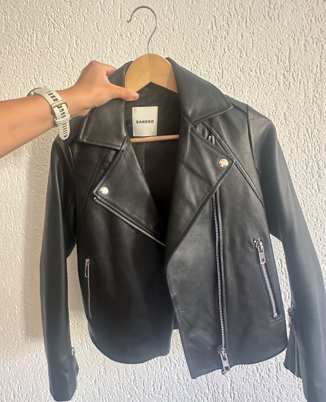 Sandro Vestes: Original brand new Sandro leather jacket - Black – Neuf (Voir description) à Bern par lor_6tcg 1