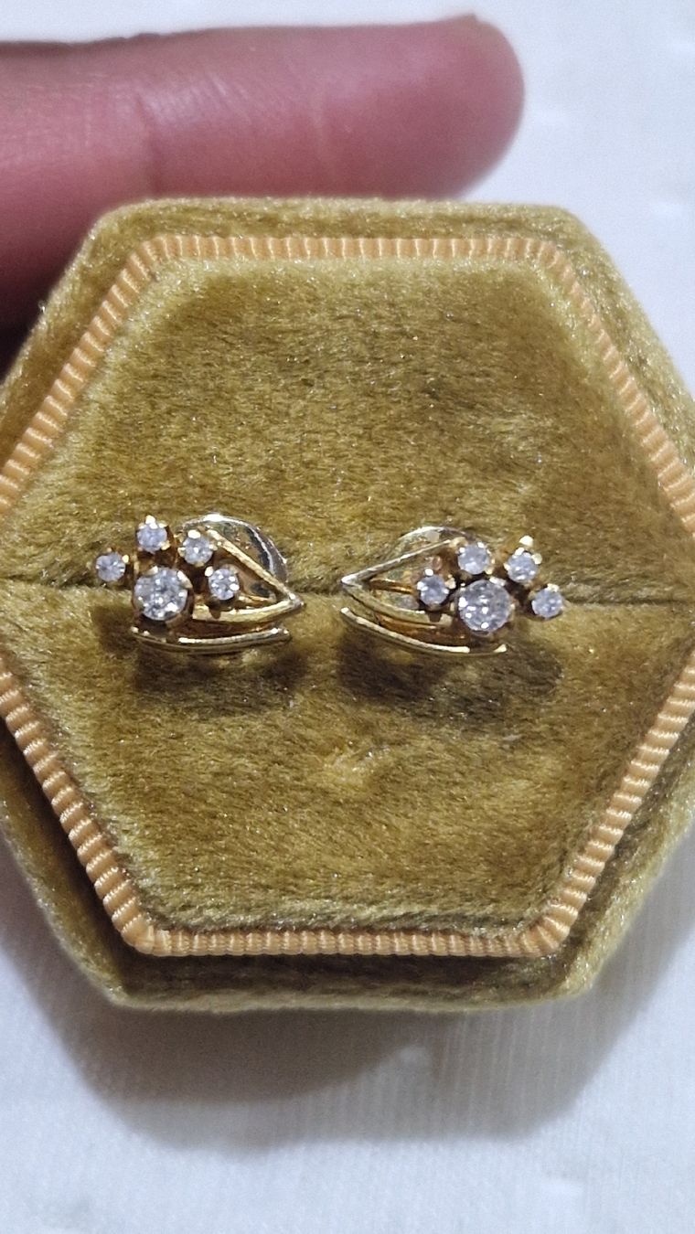 Ohrringe & -stecker: Vintage diamond Earring – Neu (gemäss Beschreibung) aus Château-d'Oex von mgj_9559