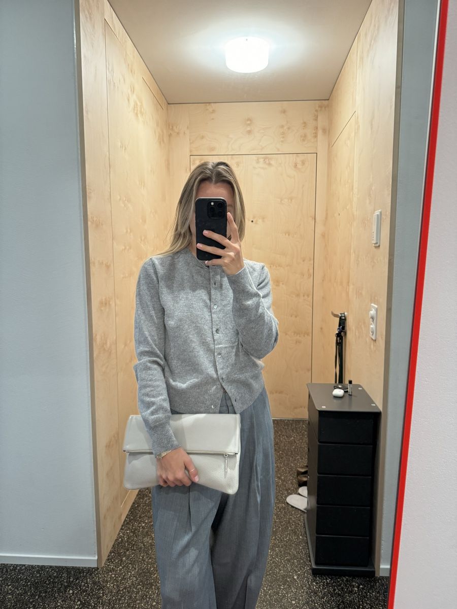 Borse da donna: Whistles grey leather clutch bag – Usato da Zürich venduto da gva_r9gs 1