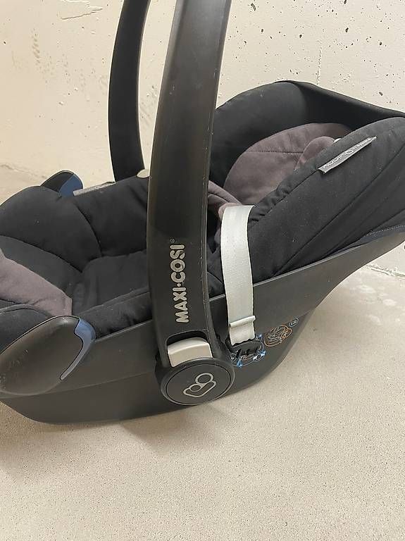 Auto-Kindersitze: Maxi Cosi – Gebraucht aus Dübendorf von Me0013 2