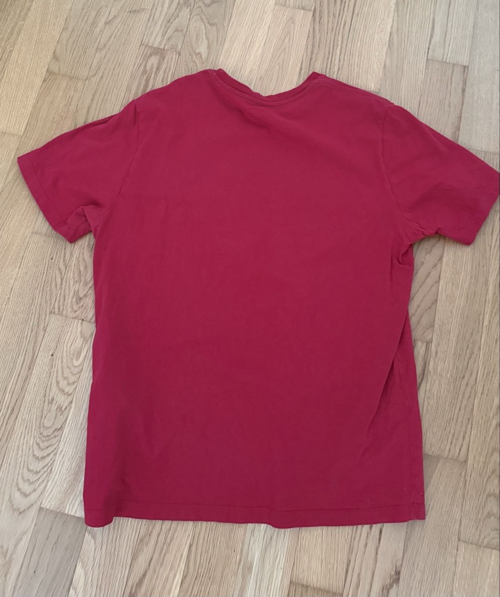 Levi's T-shirt: Levi’s T Shirt  – Usato da Niederbipp venduto da helvetikuu 1