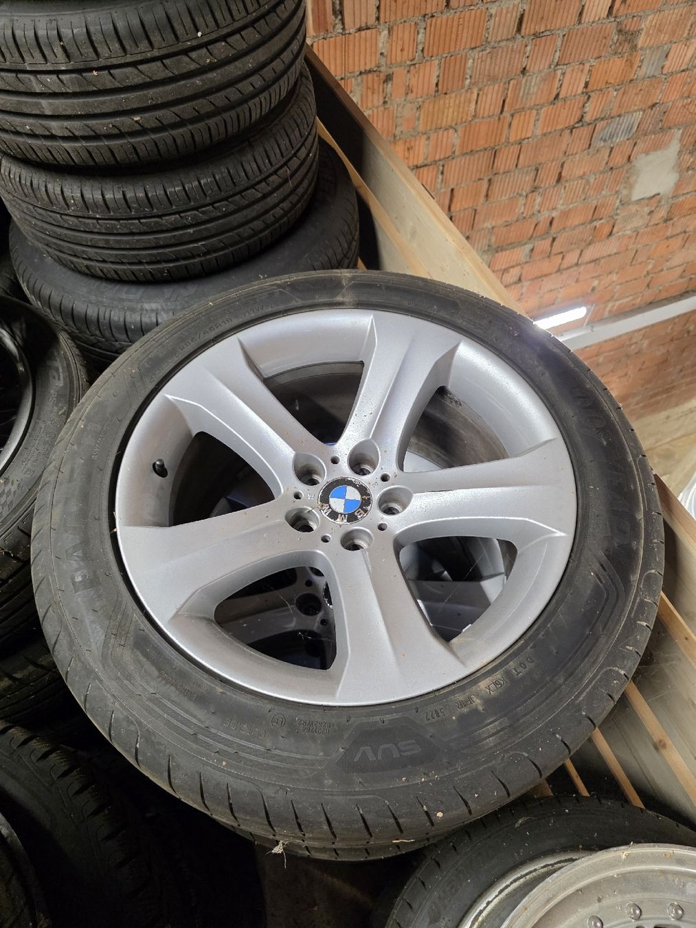 Pneumatici & Ruote complete: BMW X5/X6 E70/ E71 Felgen  – Usato da Thalheim AG venduto da Hunter111