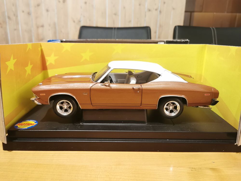 Chevrolet Corvette Motion Baldwin 1963 "The Skunk" - 1/18 Ertl 33389, Neuve