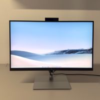 HP E27d G4 QHD Monitor mit USB-Dock und Webcam