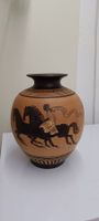 Vase style grec étrusque en terre cuite
