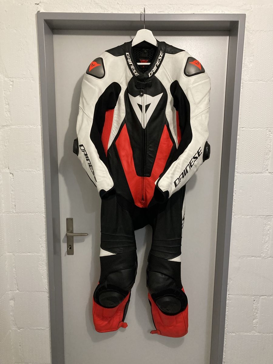 Dainese Completi: Dainese Laguna Seca 5 Lederkombi – Usato da Eschlikon TG venduto da nld