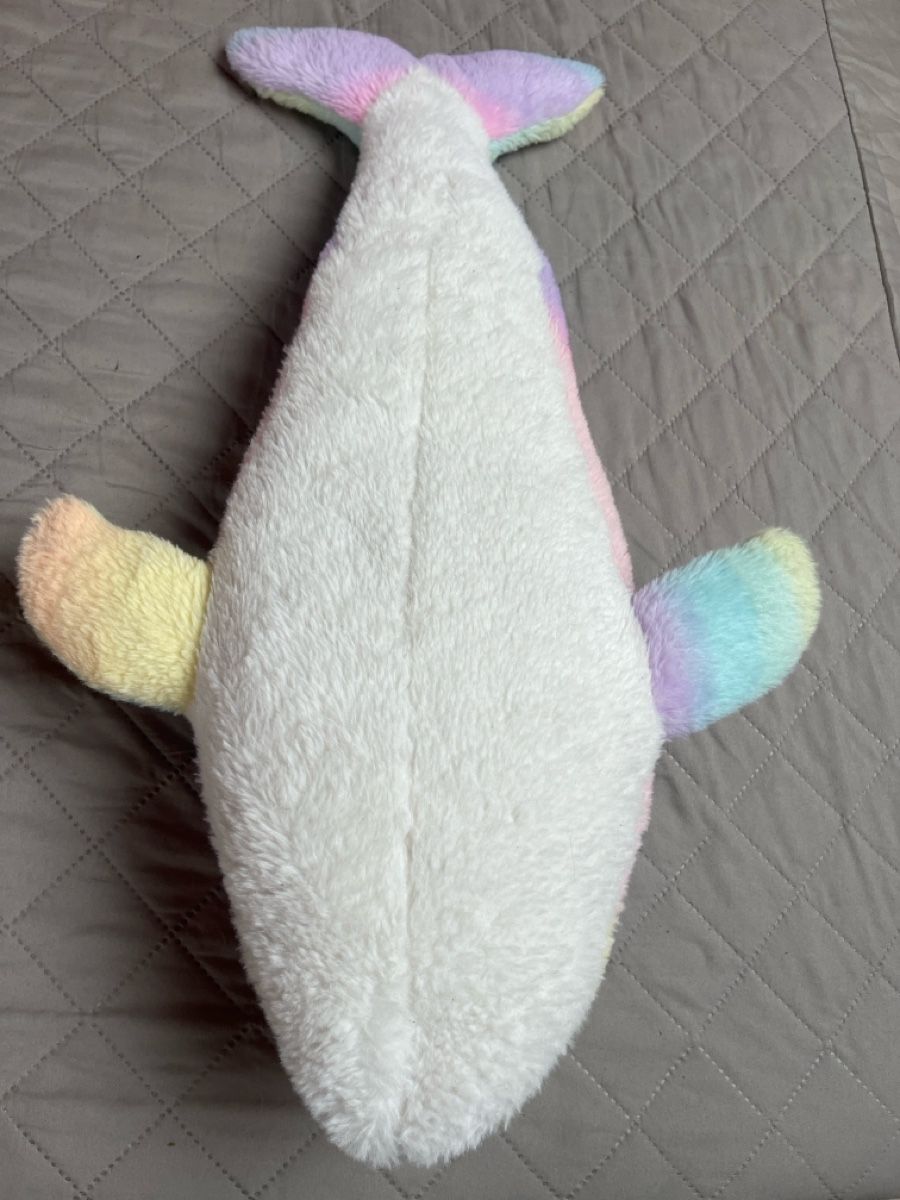 Spielzeuge: Neuwertiges Regenbogen Delfin Stofftier, ca. 65cm lang – Gebraucht aus Kaisten von saleforfun 2