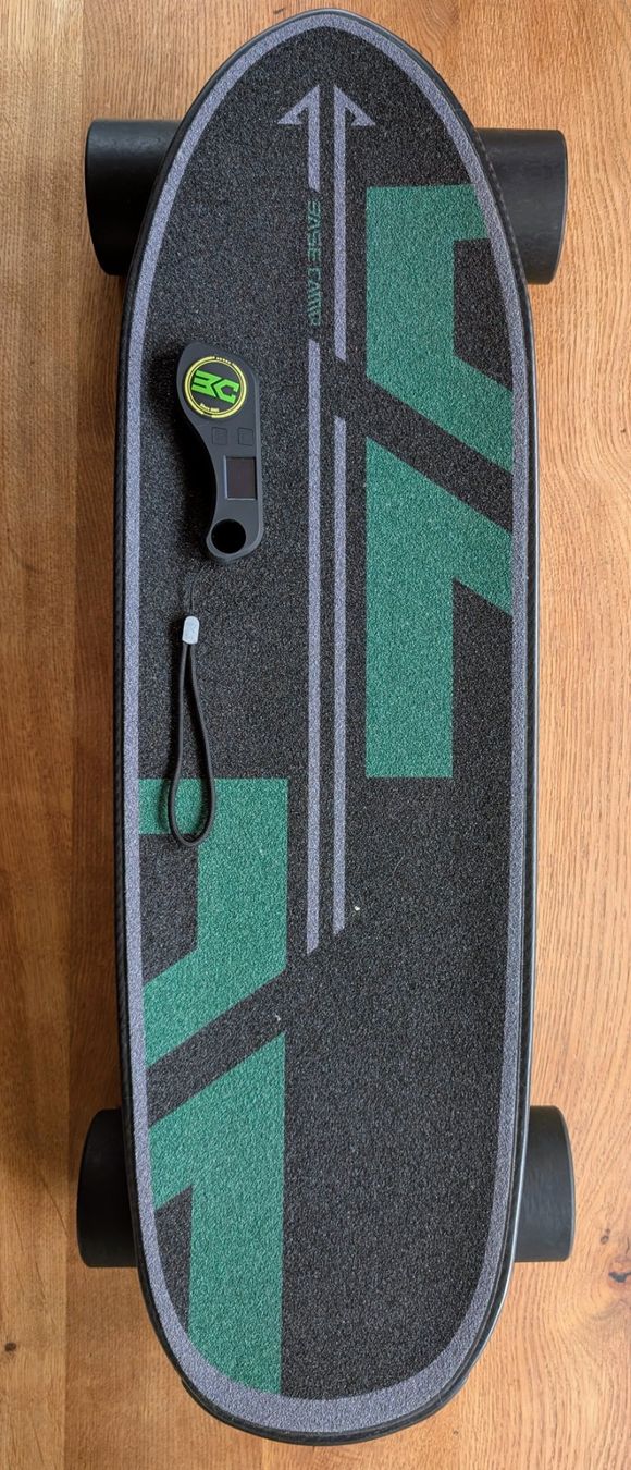 Skateboards: Basecamp Ghost Elektrisches Skateboard, neuwertig – Nuovo (secondo la descrizione) da Langnau i. E. venduto da mcd_dtd7 2