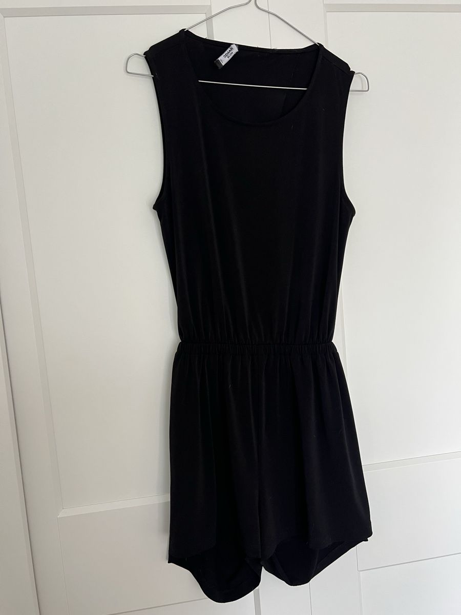 Mango Kleider: Dress with shorts Mango – Gebraucht aus Pregassona von kat_zh5d