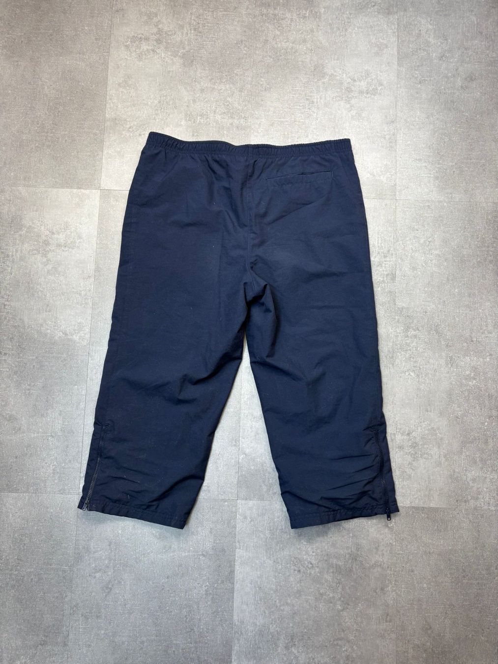 Nike Pantaloni: Nike Vintage 3/4 Trackpants - Grösse M – Nuovo (secondo la descrizione) da Werdenberg venduto da hase.vintage 1