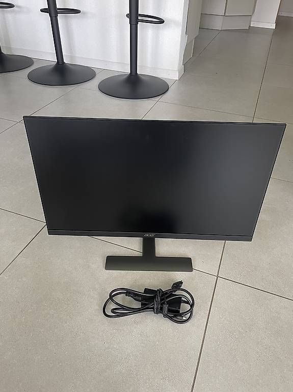 Acer Monitor: Écran acer RG270 – Usato da Cortébert venduto da Caryl29