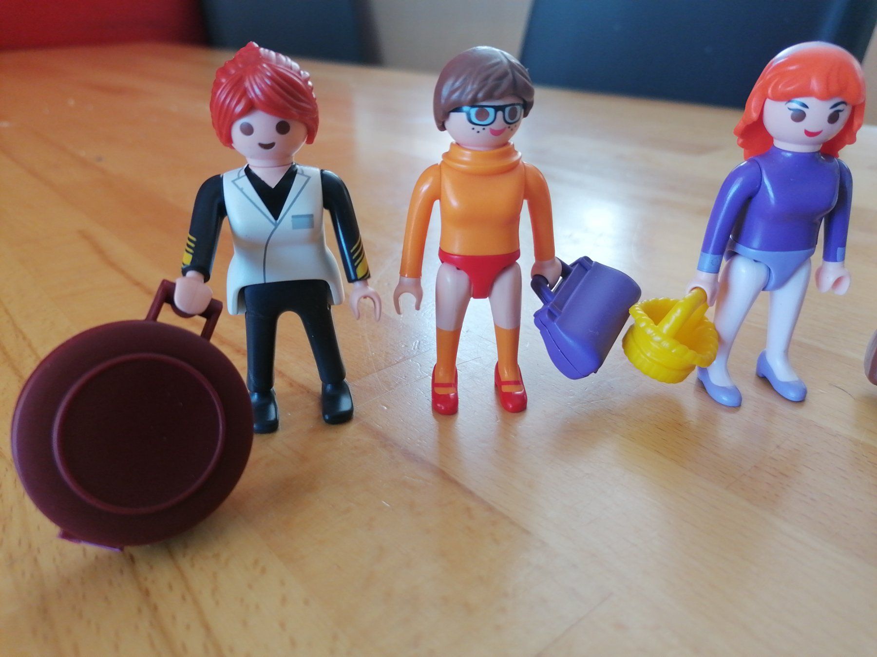 Playmobil Giocattoli: 6 Damen oder Mädchen mit Reisegepäck,    ganz und sauber – Nuovo (secondo la descrizione) da Pfäfers venduto da Padj 2