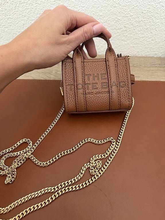 Marc Jacobs Sacs: Micro Marc Jacobs Bag airpods bag – Neuf (Voir description) à Andermatt par poprostukropka 1