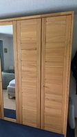 Kleiderschrank