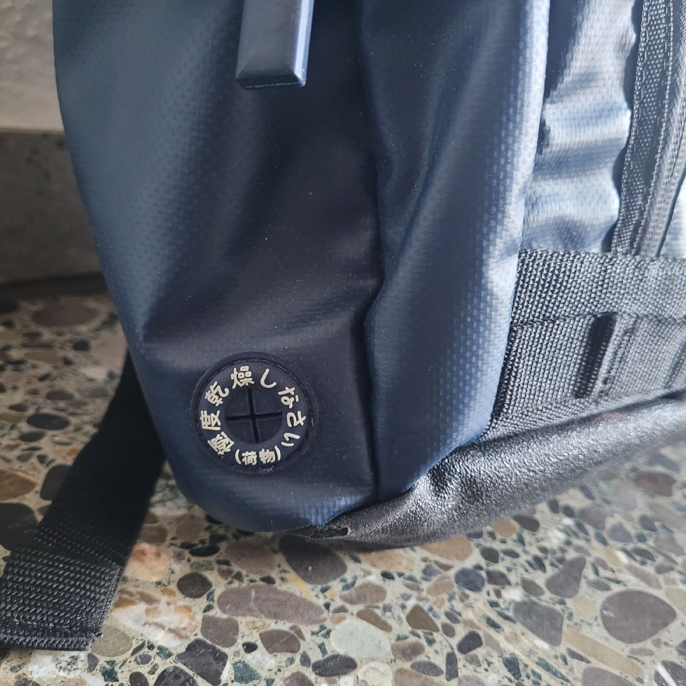 Superdry Zaini: Superdry Rucksack, geräumig, viele Fächer, top. – Usato da Volketswil venduto da tas_tj67 1