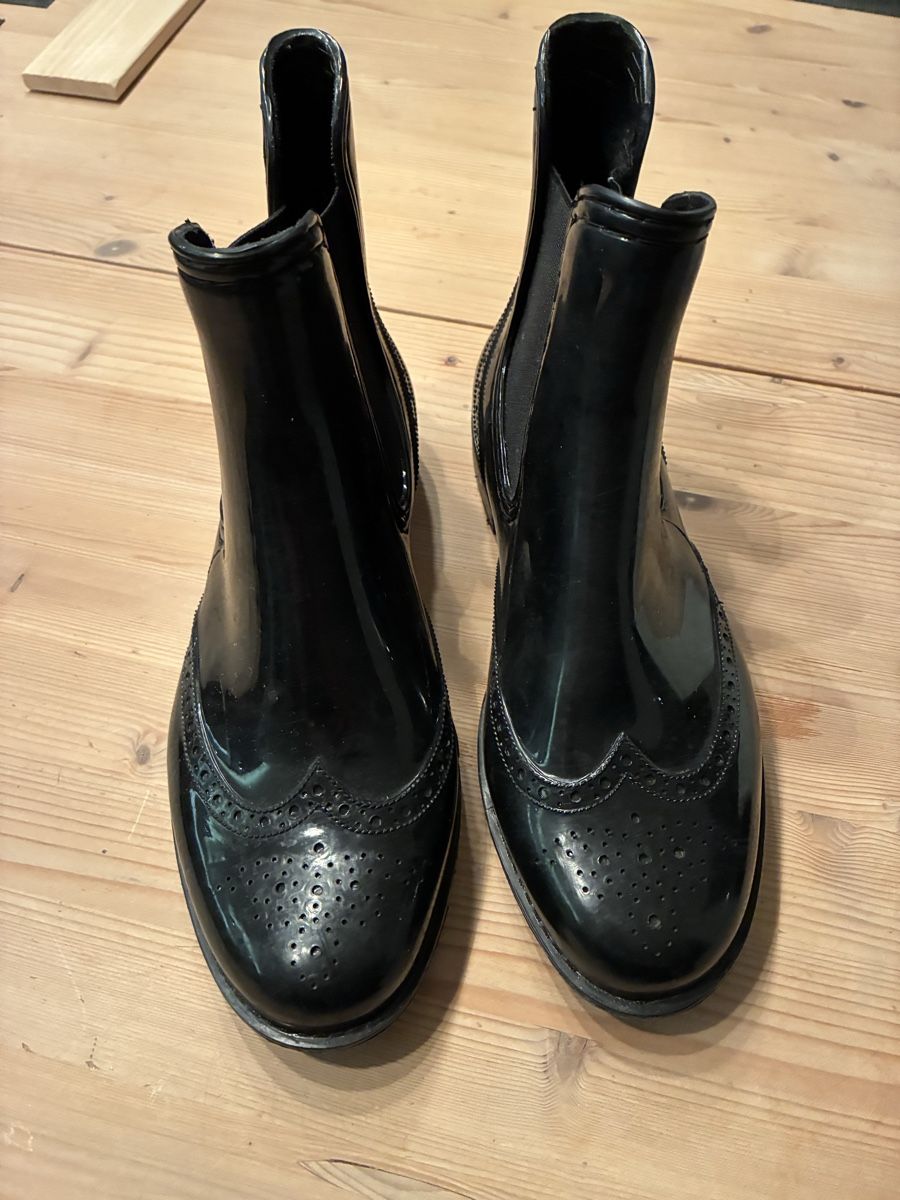 Scarpe da donna: schöne Gummistiefel – Usato da Birrwil venduto da chiara_valentina 1