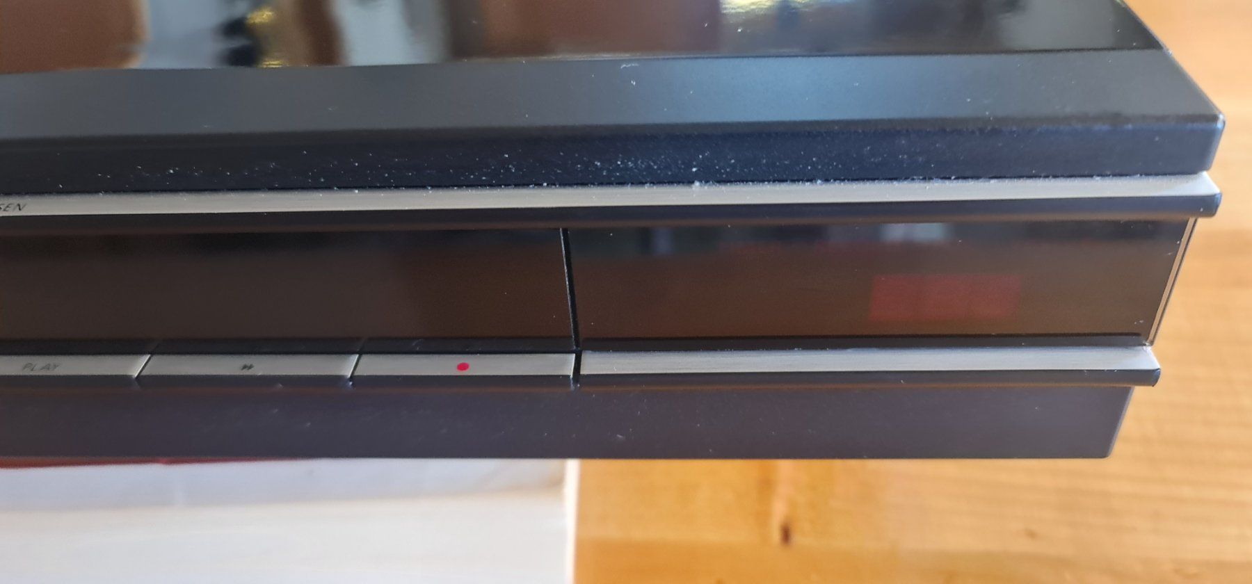 Bang & Olufsen Lettore multimediale & Streamer: Bang & Olufsen BEOCORD V8000 – Usato da Meiringen venduto da Logia 2