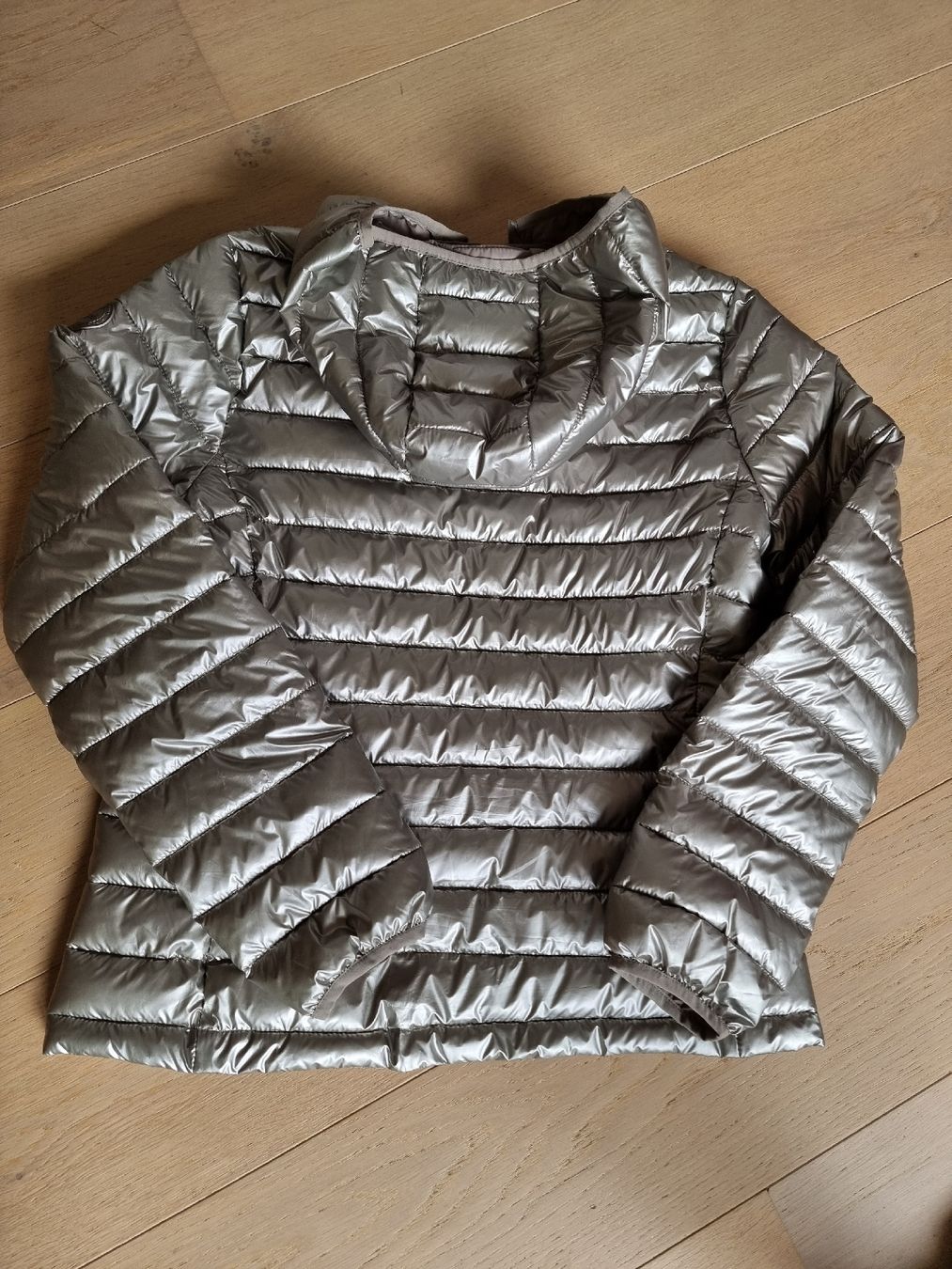 Giacche: Steppjacke silber-beige Gr. M neuwertig – Nuovo (secondo la descrizione) da himmelried venduto da bribuli 1