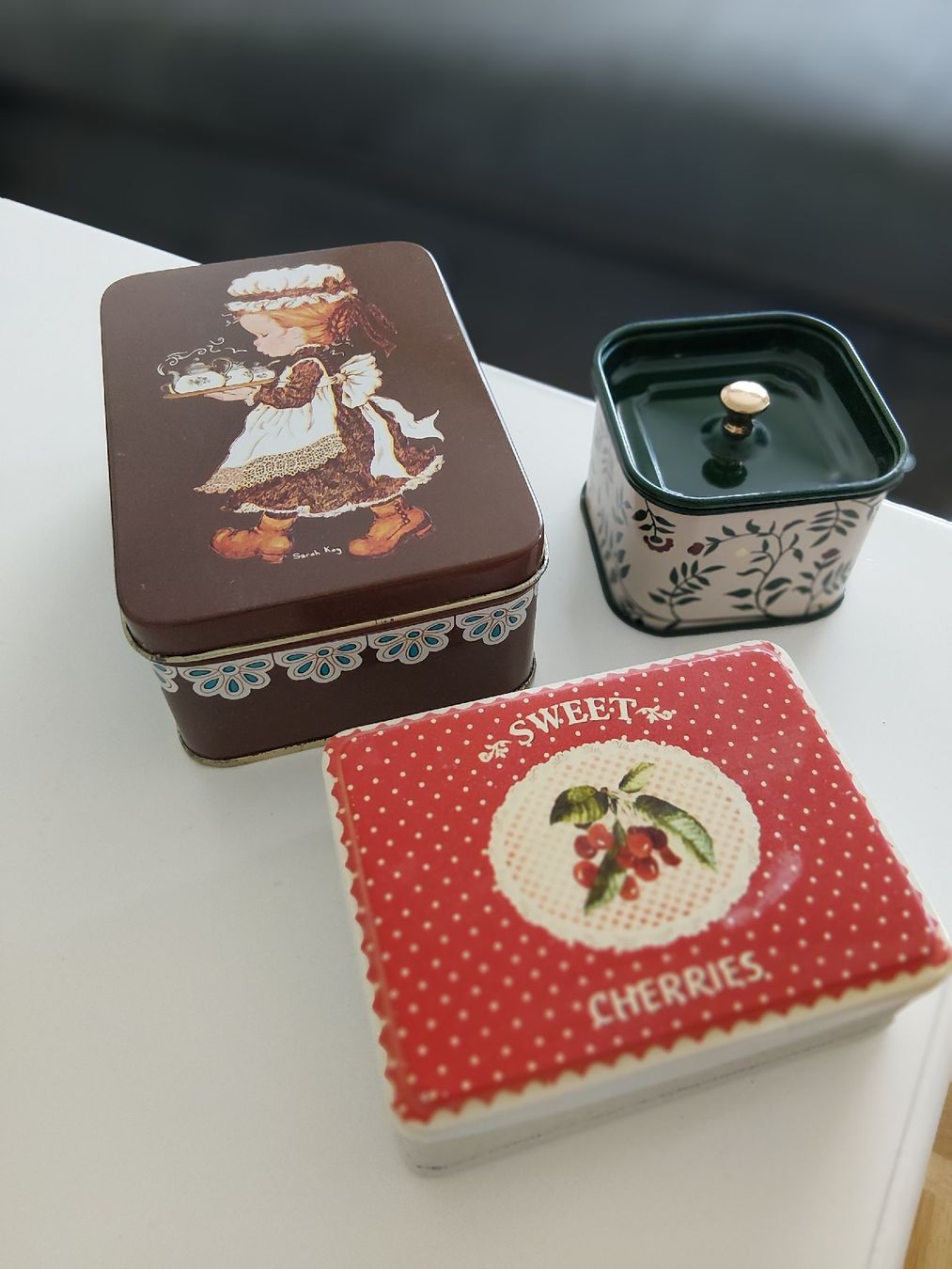 Dosen: Blechdosen Set 3 Stück Retro – Gebraucht aus Basel von M.M_ 2