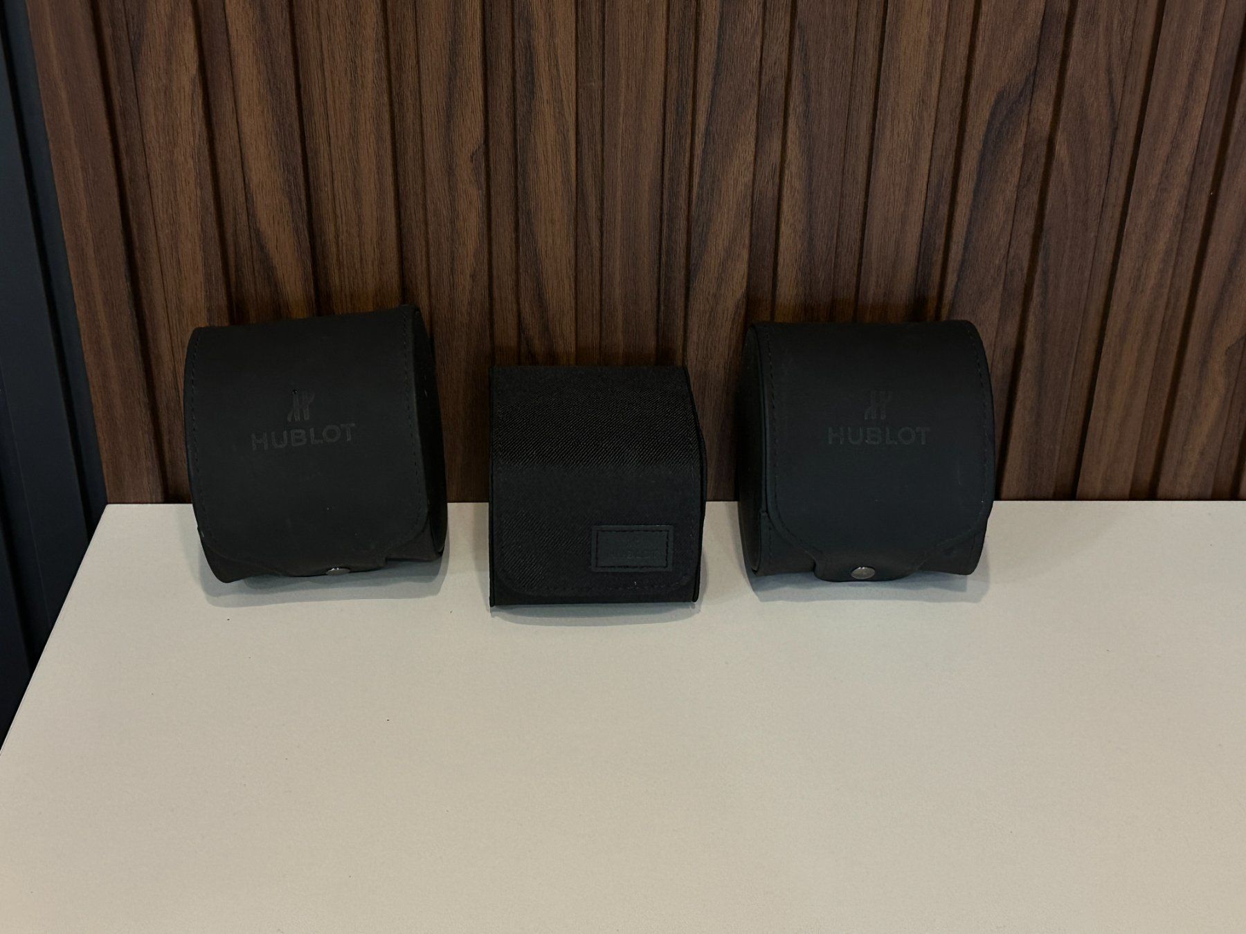 Uhrenboxen: Hublot Serviceetuis – Gebraucht aus Zürich von Stargold-Accessoires 2