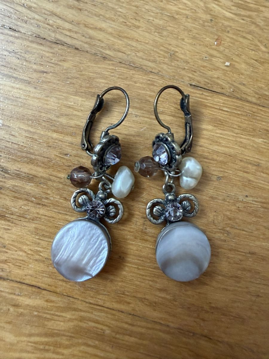 Boucles d'oreille: Ohrhänger mit Perlen und Steinen neuwertig – D'occasion à Richterswil par cobruetsch