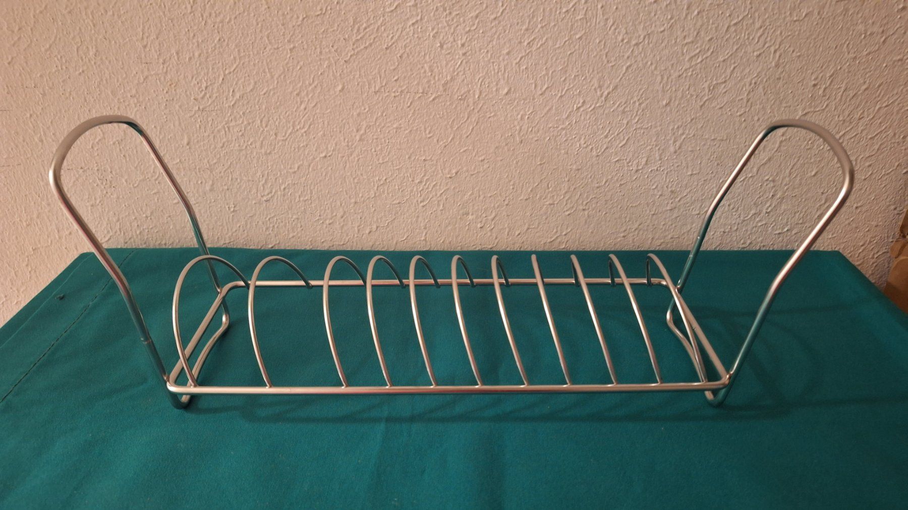 Autres pour cuisiner & mitonner: IKEA Valvardad Tellerhalter, Metall – D'occasion à Arlesheim par shopradl