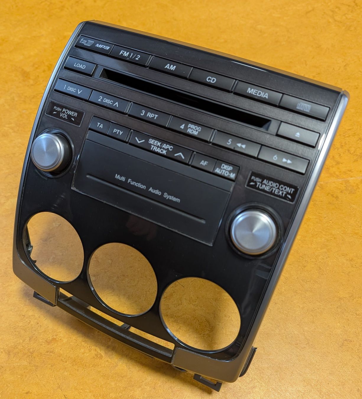 Radio: Autoradio Mazda 5 CR Original – Usato da Grosswangen venduto da Juve27