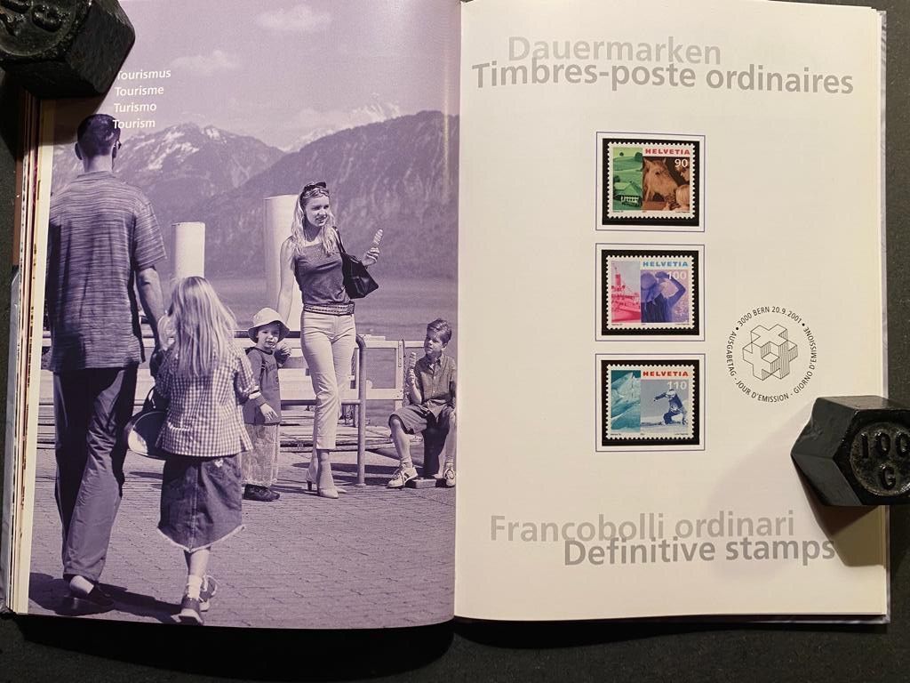Tutti i francobolli: Los 62 2001 Jahrbuch komplett postfrisch – Nuovo (secondo la descrizione) da Niederweningen venduto da rimicanardo 3