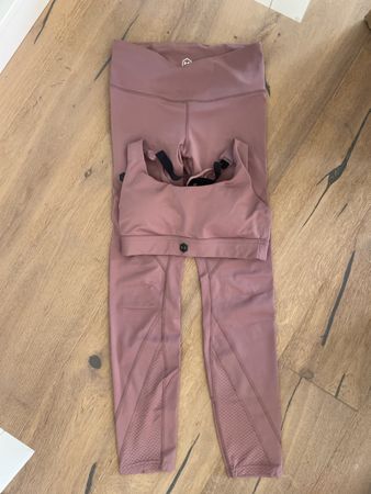 Under Armour Women's Sports Set, Size S, Top & Leggings, Dus
