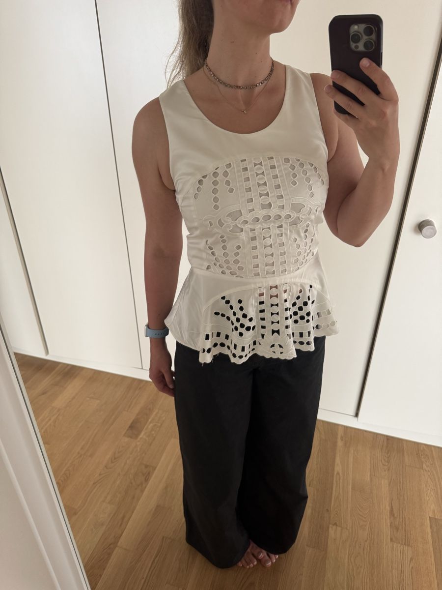 H&M Blusen: Weiße Satin-Spitzenbluse, S – Gebraucht aus Uetikon am See von happywishes
