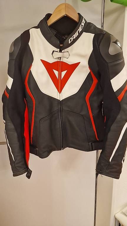 Jacken: Dainese Lederjacke  – Gebraucht aus Dielsdorf von Phil.f712
