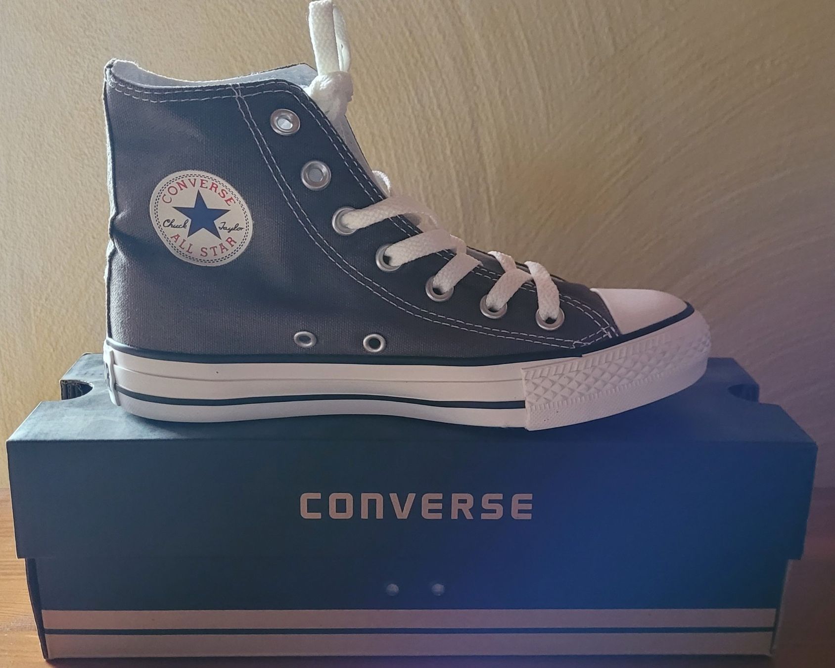 Converse Scarpe da uomo: *** Tolle Converse *** – Nuovo e nell'imballaggio originale da Bannwil venduto da Turtle10