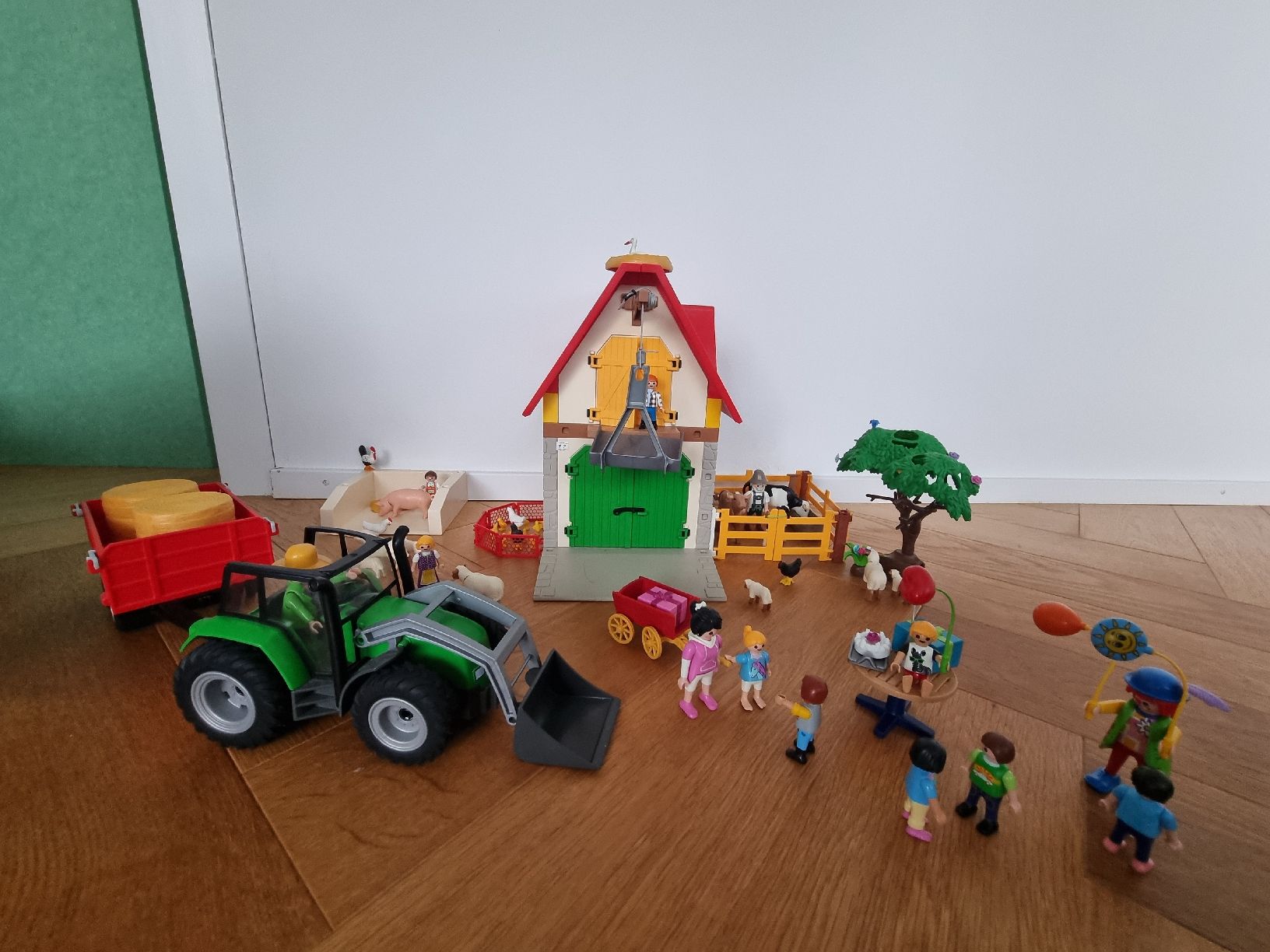 Playmobil Giocattoli: Playmobil Bauernhof mit Zubehör  – Usato da Sachseln venduto da Oberhuiser